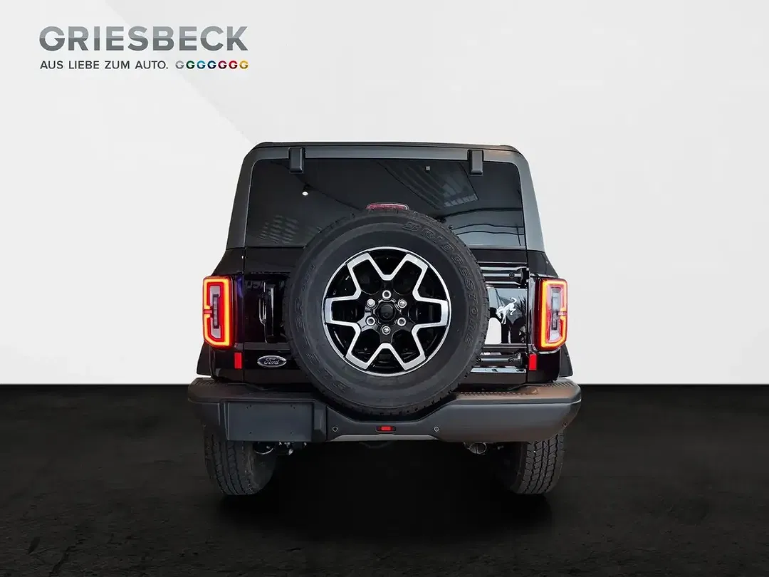 Ford Bronco - Thumbnail 4