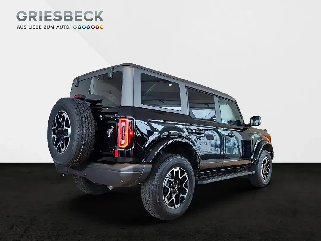 Ford Bronco - Thumbnail 5