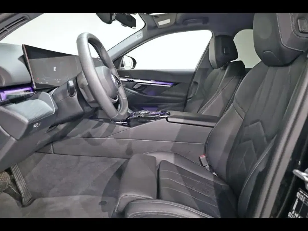 BMW i5 eDrive - Thumbnail 10