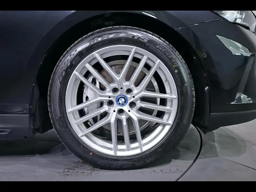 BMW i5 eDrive - Thumbnail 9