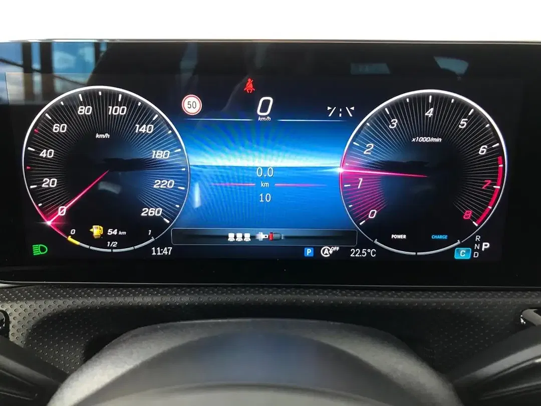 Mercedes-Benz CLA 180 AMG MBUX Night - Thumbnail 9