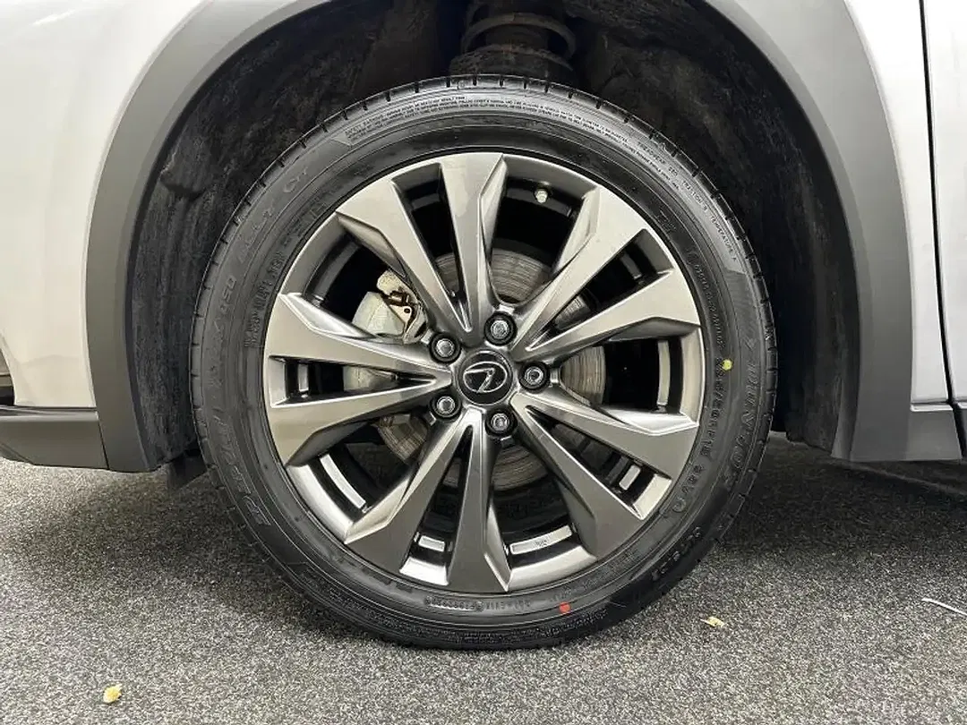 Lexus UX 250h F SPORT Design - Thumbnail 13