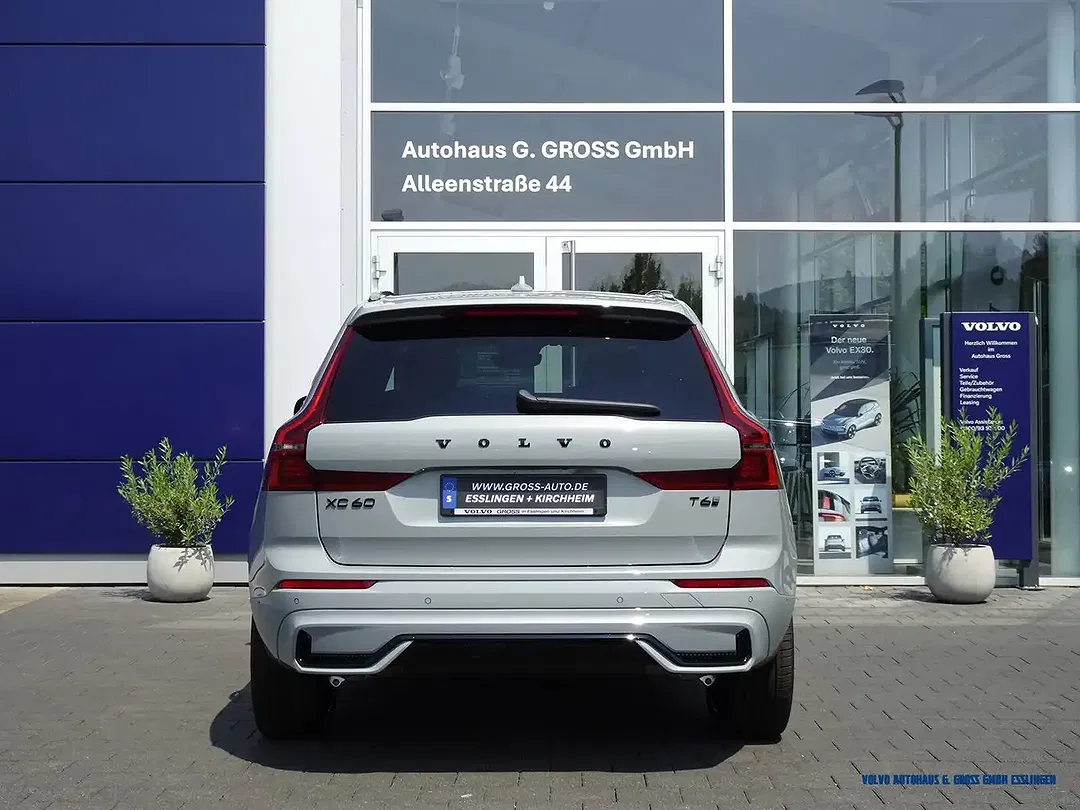 Volvo XC60 T6 AWD Edition Plus - Thumbnail 5