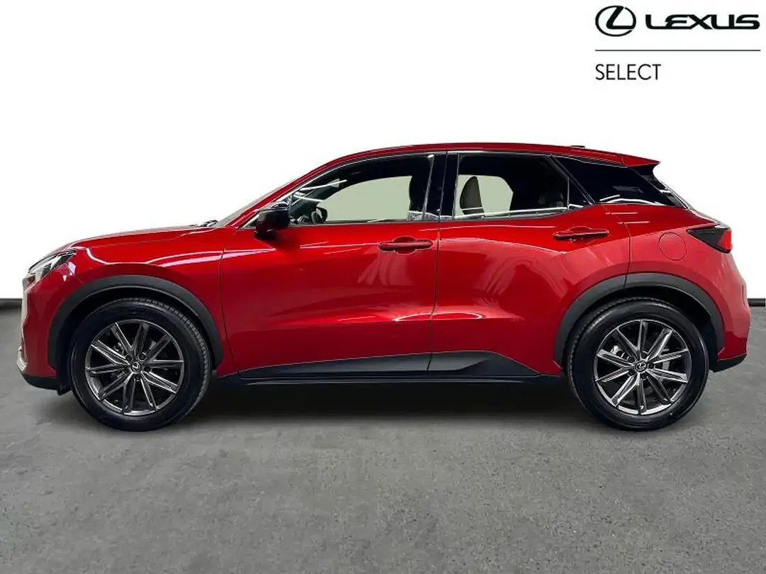 Lexus LBX Elegant - Thumbnail 3