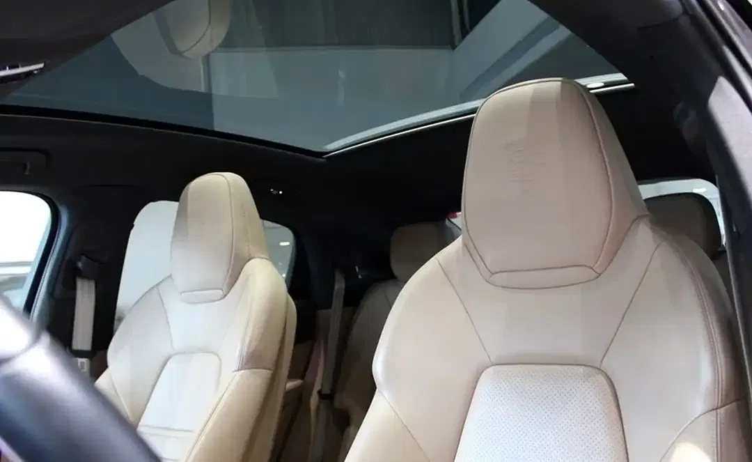Porsche Cayenne E-Hybrid Coupe Edition - Thumbnail 9
