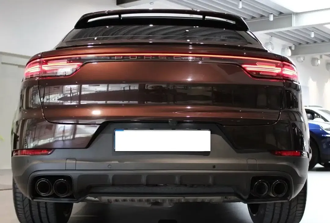 Porsche Cayenne E-Hybrid Coupe Edition - Thumbnail 5