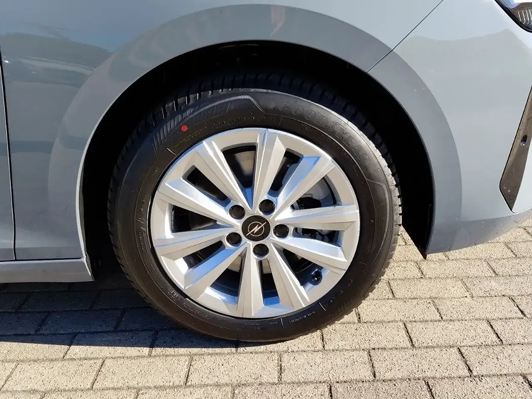 Opel Astra Edition - Thumbnail 10