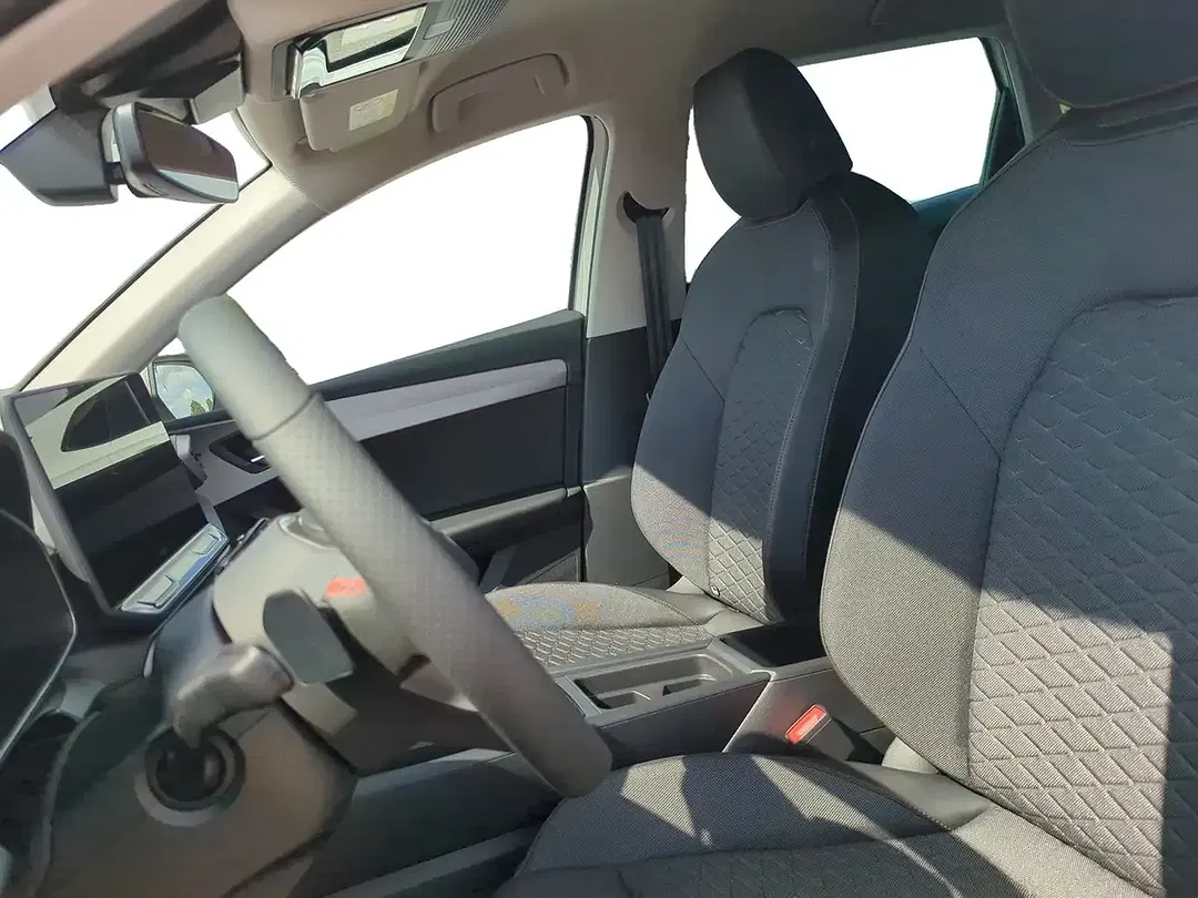 SEAT Leon 1.5 eTSI DSG FR - Thumbnail 8