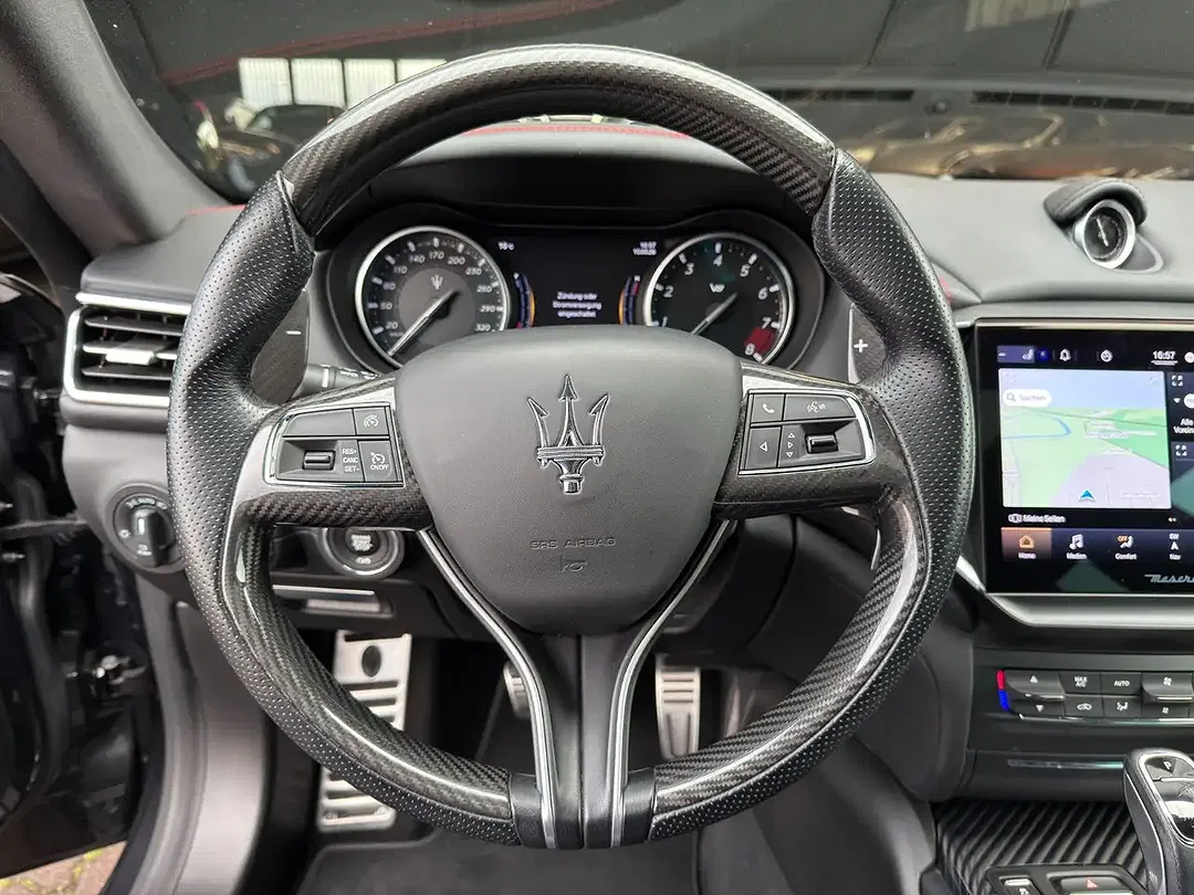 Maserati Ghibli Trofeo - Thumbnail 14