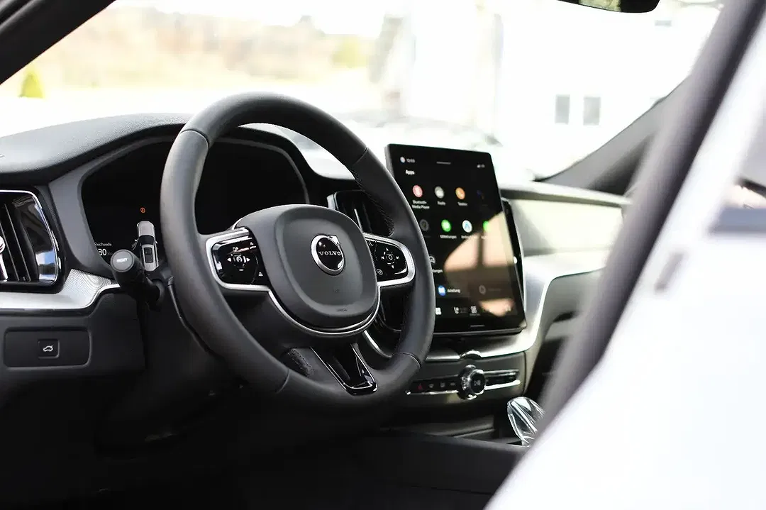 Volvo XC60 B5 AWD Edition - Thumbnail 11
