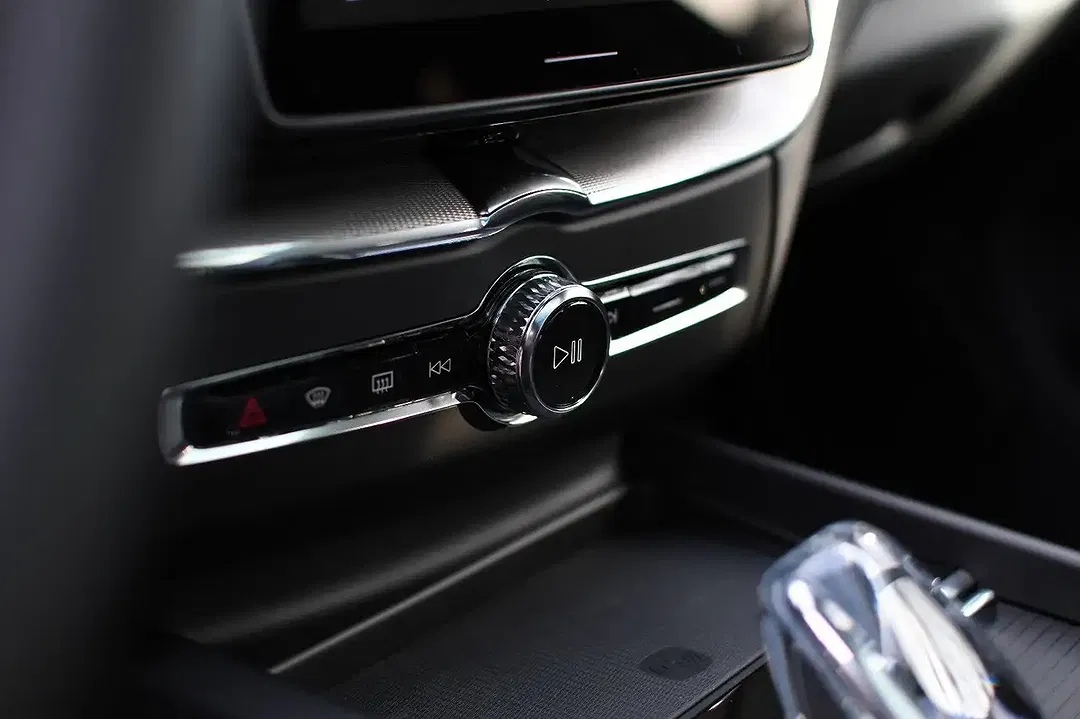 Volvo XC60 B5 AWD Edition - foto 14