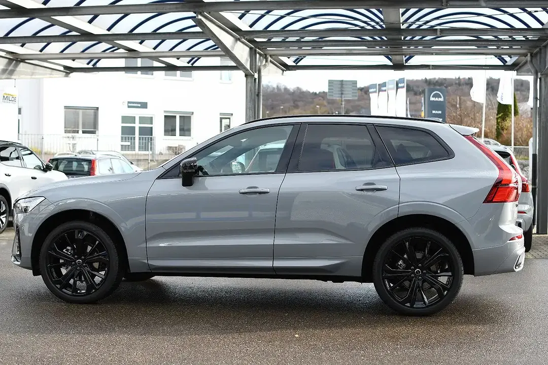 Volvo XC60 B5 AWD Edition - foto 1