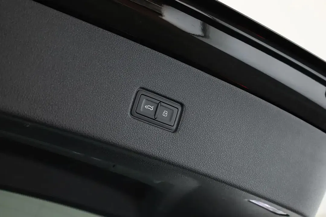 Audi SQ8 TFSI Matrix LED - Thumbnail 11
