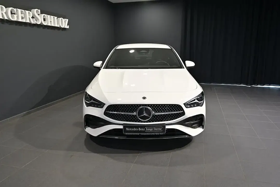 Mercedes-Benz CLA 180 AMG - Thumbnail 11
