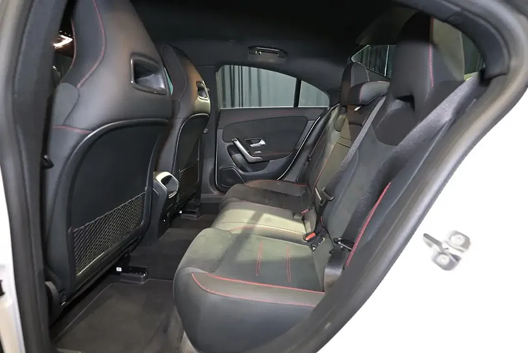 Mercedes-Benz CLA 180 AMG - Thumbnail 6