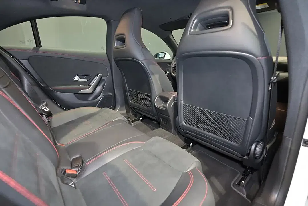 Mercedes-Benz CLA 180 AMG - Thumbnail 7