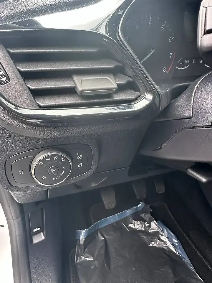 Ford Fiesta 1.1 Cool & Connect - Thumbnail 9