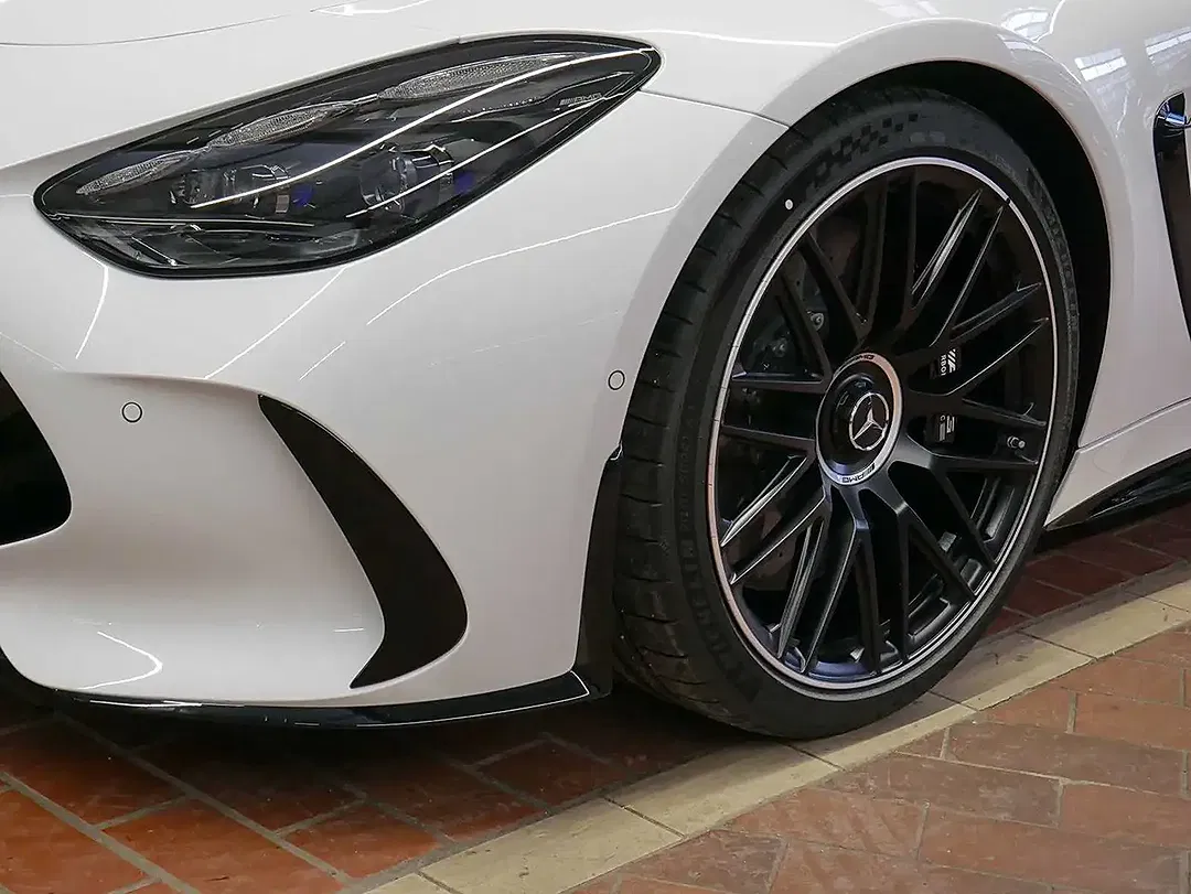 Mercedes-Benz AMG GT 4MATIC+ MBUX Burmester Night - Thumbnail 4