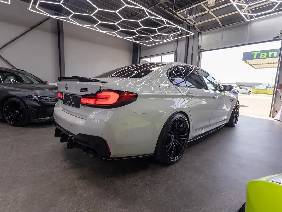 BMW M5 Competition - Thumbnail 6