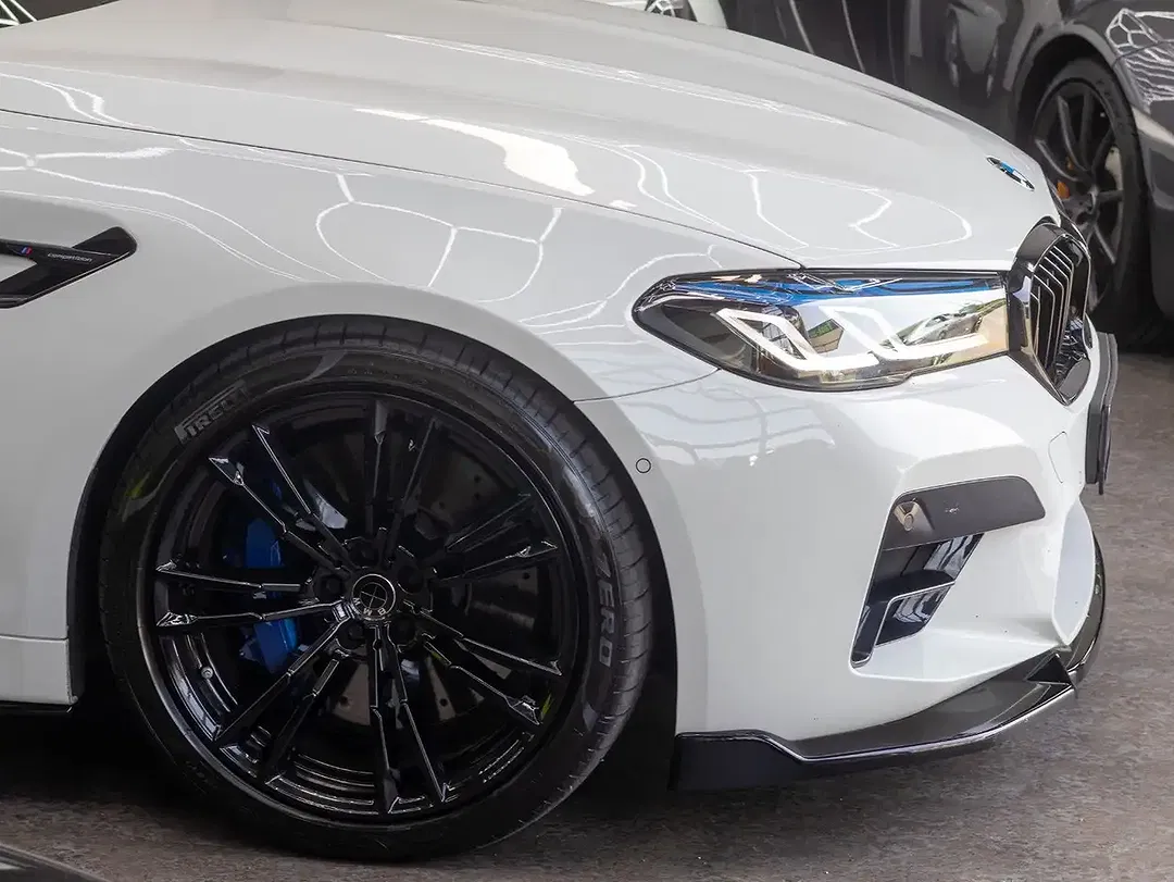 BMW M5 Competition - foto 8