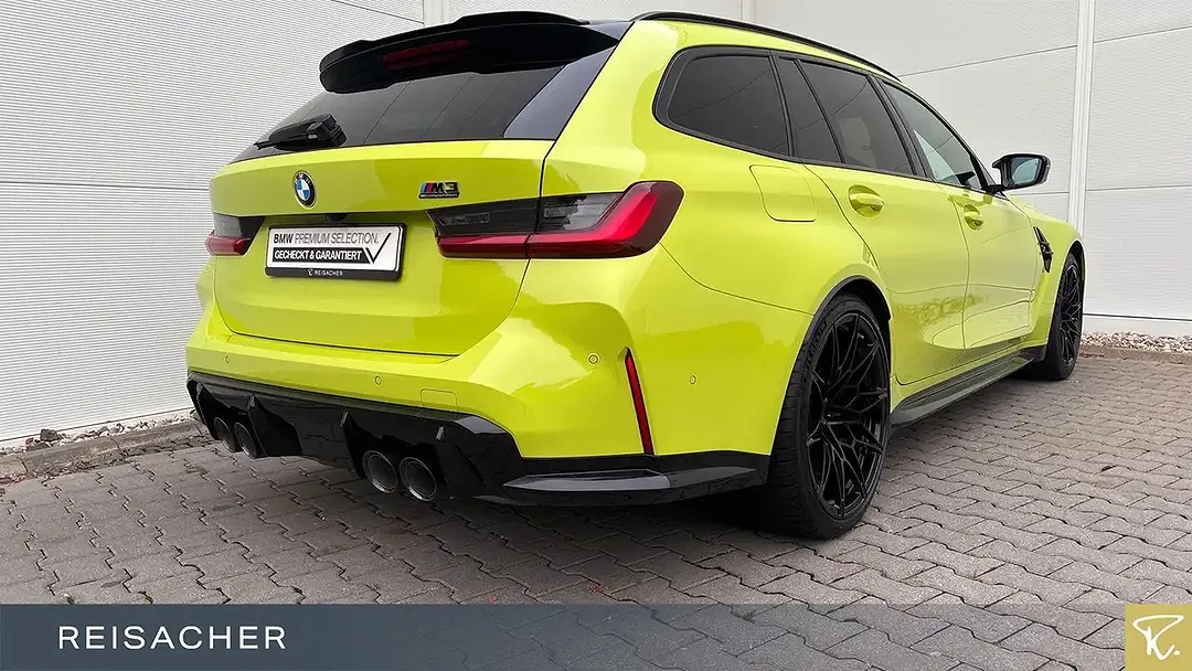BMW M3 M xDrive Competition - Thumbnail 2