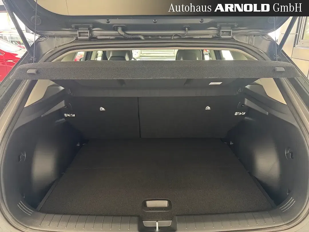 Kia EV4 Air - Thumbnail 14