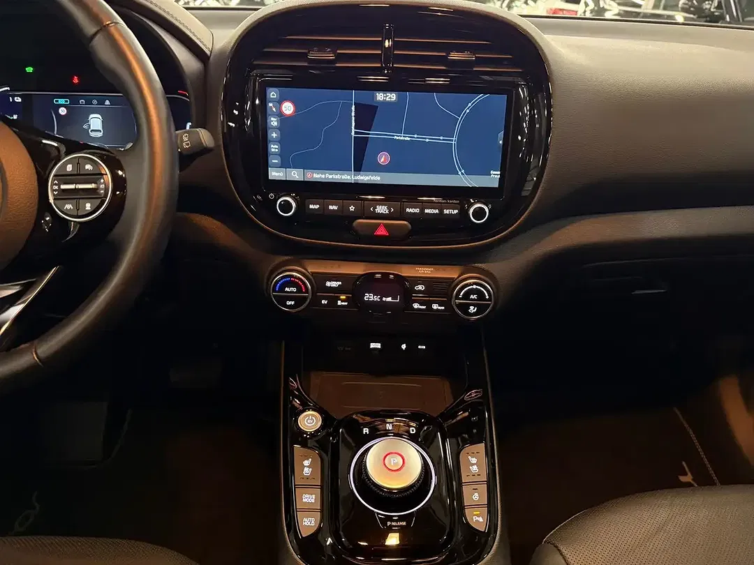 Kia Soul - Thumbnail 11