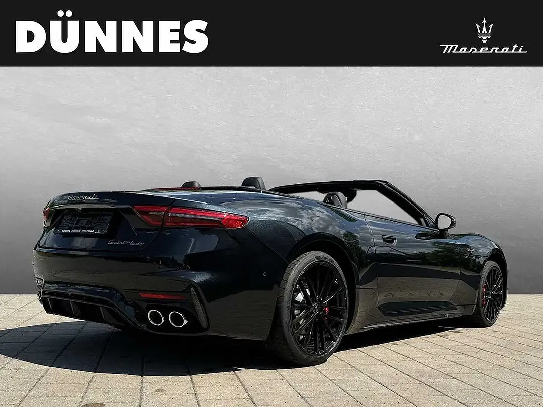 Maserati GranCabrio Trofeo - foto 2
