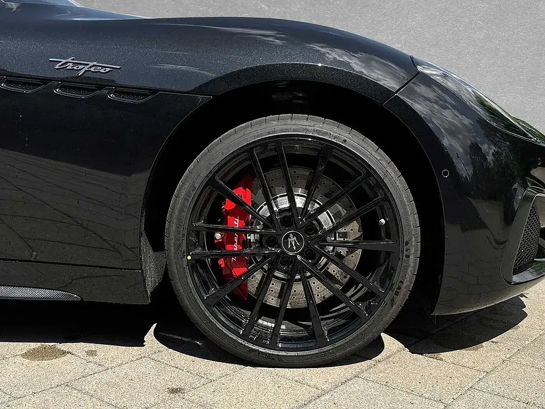 Maserati GranCabrio Trofeo - Thumbnail 9