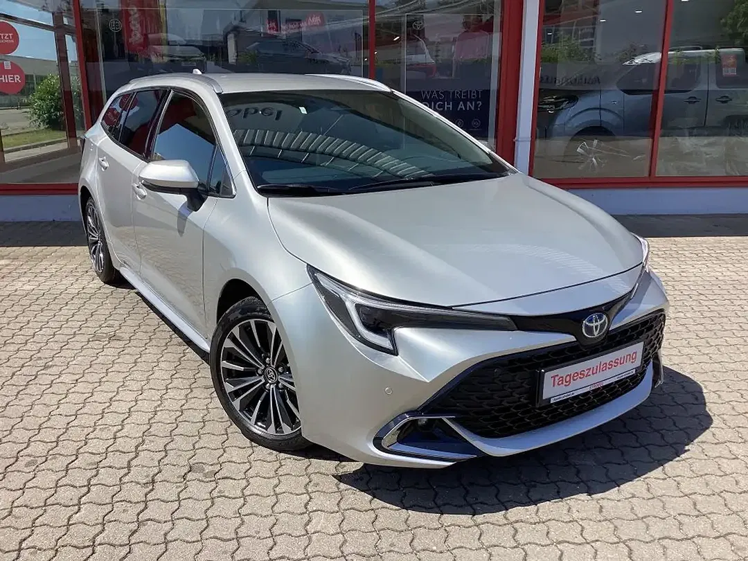Toyota Corolla Hybrid Teamplayer - Thumbnail 5