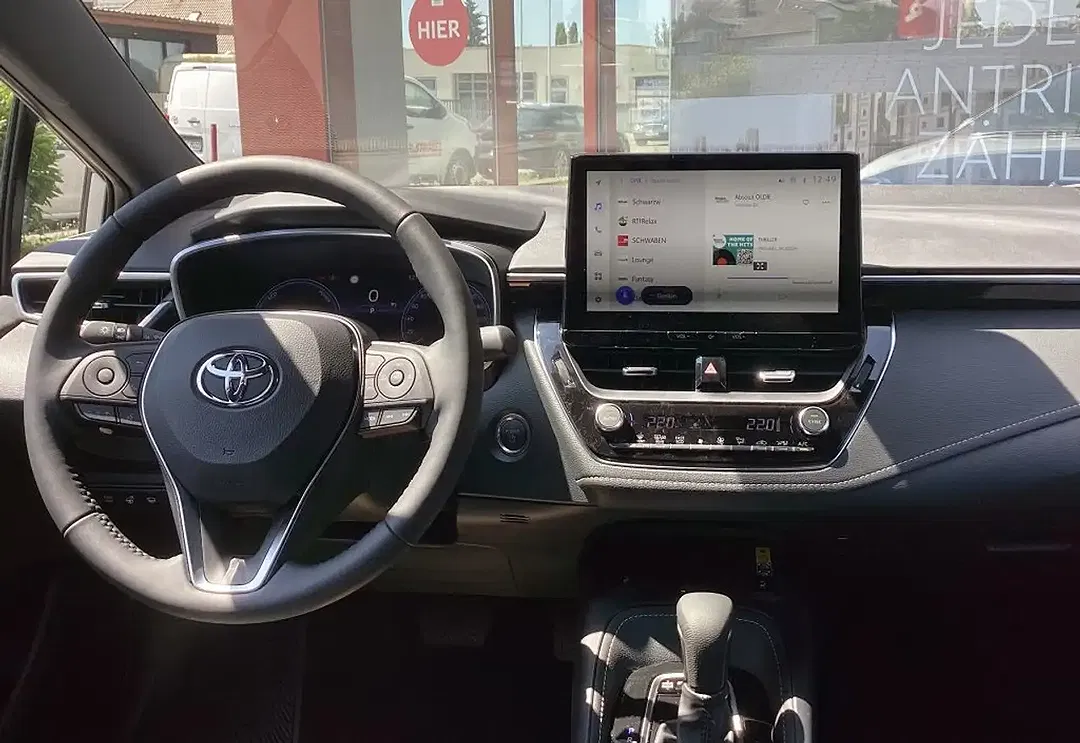 Toyota Corolla Hybrid Teamplayer - Thumbnail 7