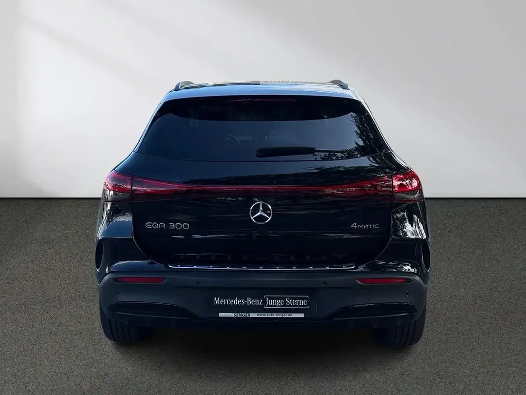 Mercedes-Benz EQA 300 4MATIC AMG Night - Thumbnail 5