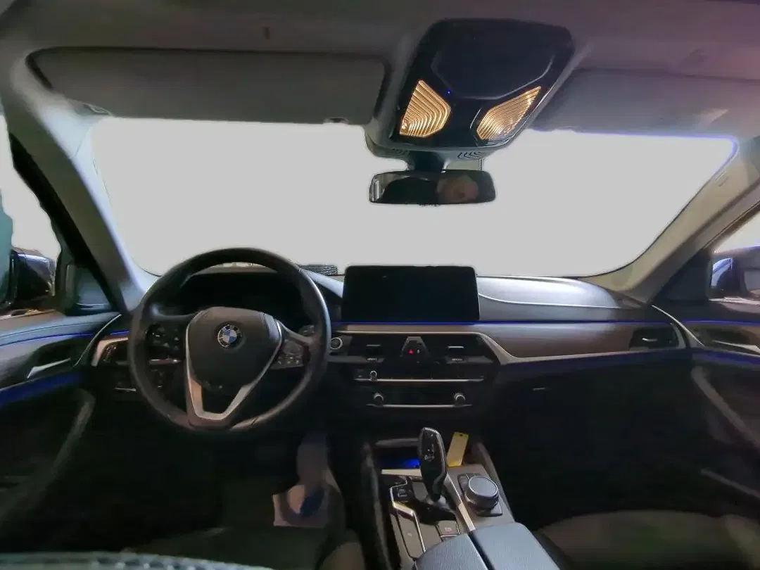 BMW 520 Luxury Line - Thumbnail 5