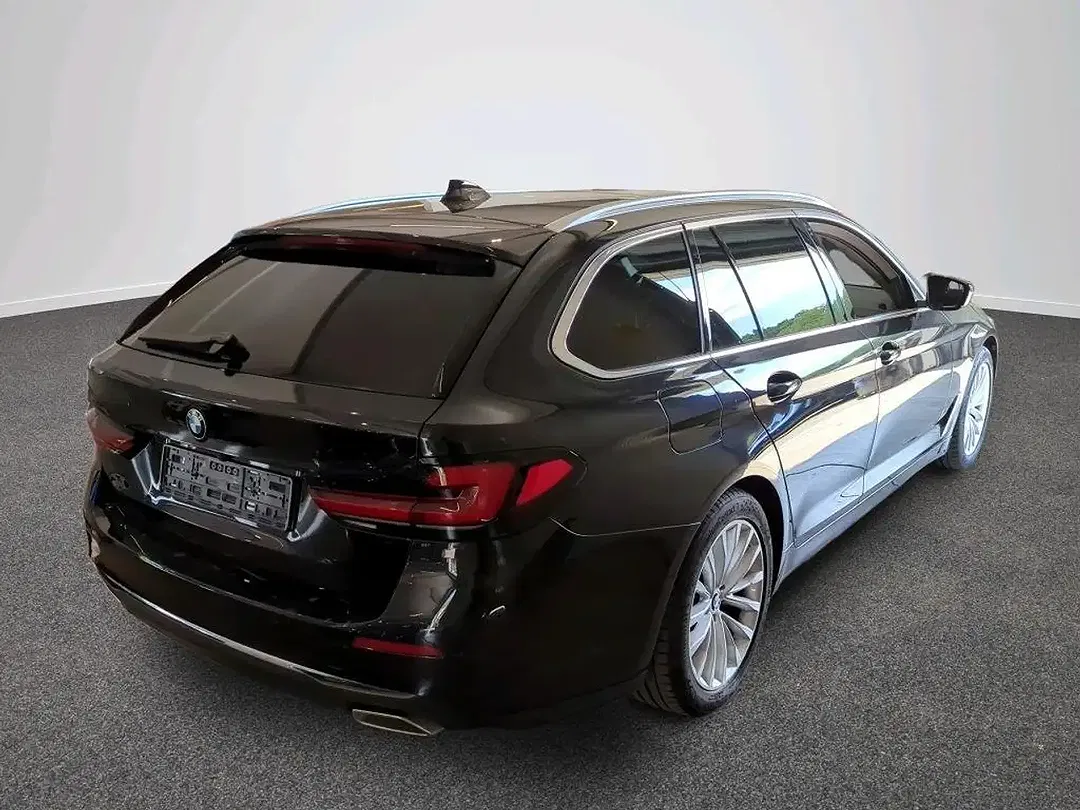 BMW 520 Luxury Line - Thumbnail 7
