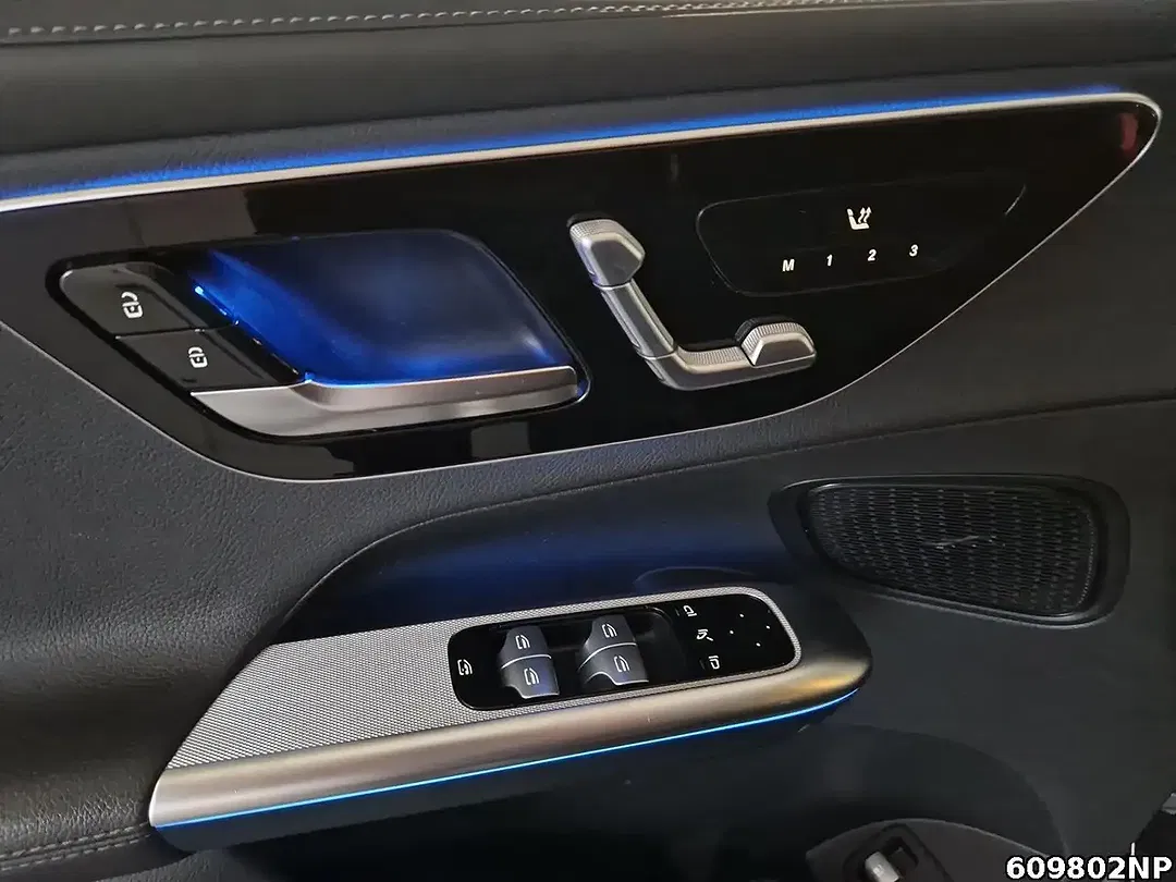Mercedes-Benz GLC 300 4MATIC AMG - Thumbnail 13