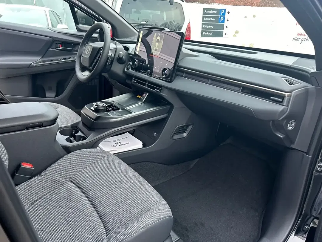 Toyota bZ4X Teamplayer - Thumbnail 14