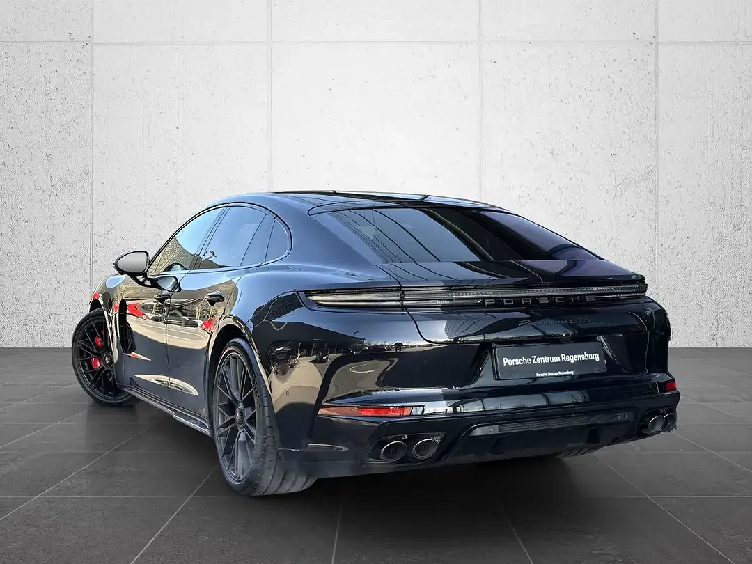 Porsche Panamera GTS - Thumbnail 3