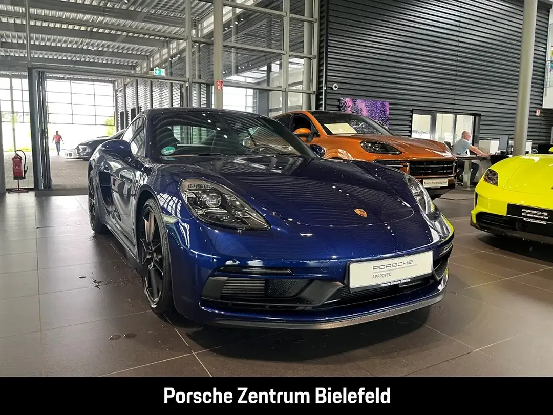 Porsche Cayman 4.0 GTS - Thumbnail 3