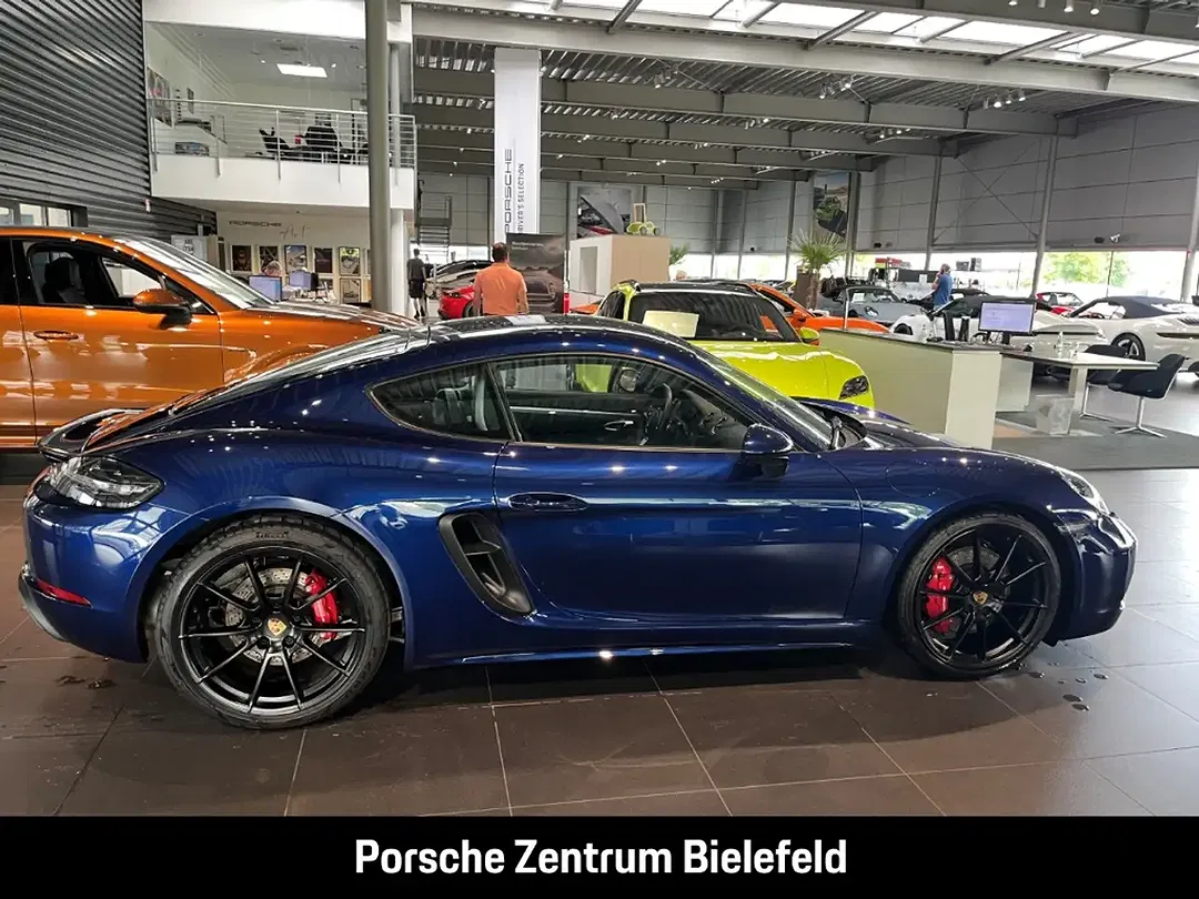 Porsche Cayman 4.0 GTS - Thumbnail 4