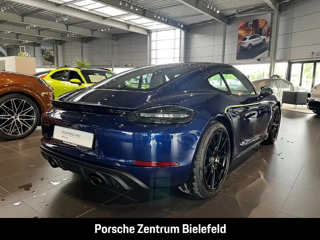 Porsche Cayman 4.0 GTS - Thumbnail 5