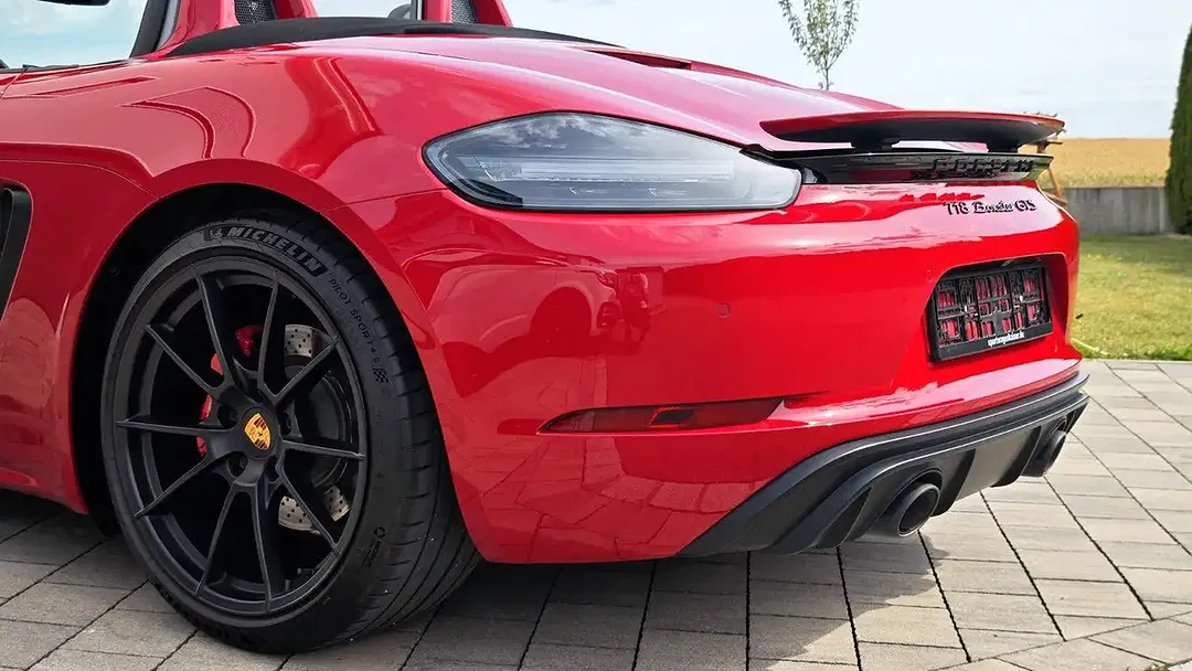 Porsche Boxster 4.0 Exclusive Series GTS - Thumbnail 11