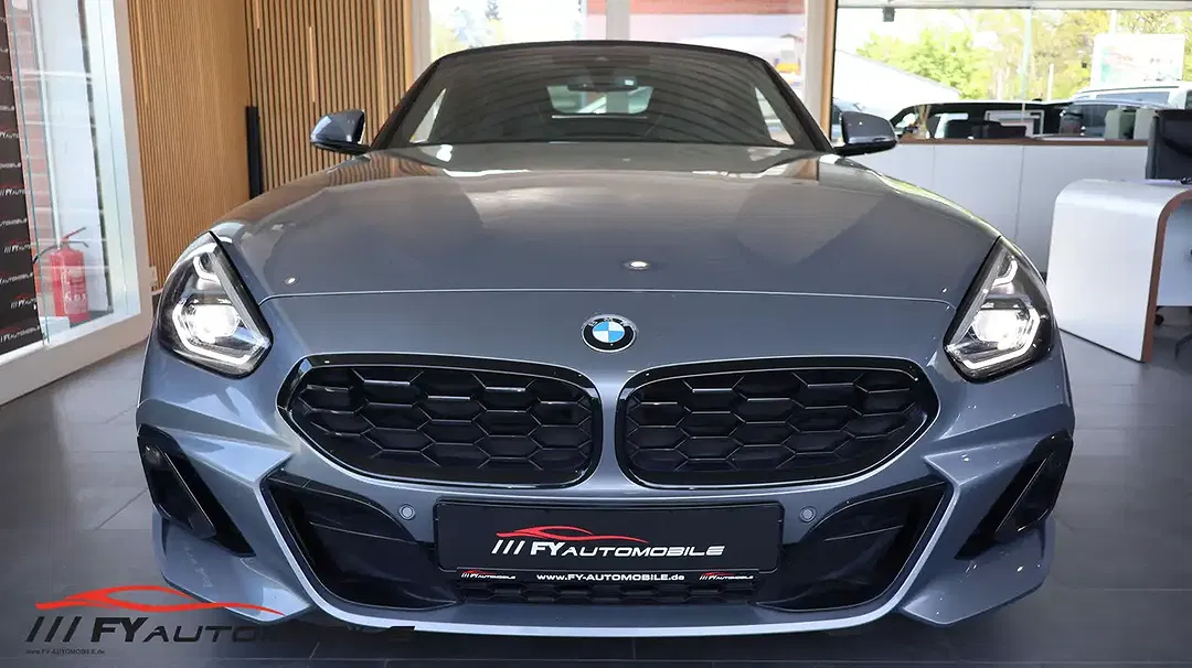 BMW Z4 sDrive M Roadster - Thumbnail 7