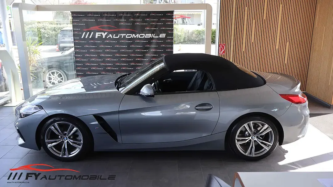 BMW Z4 sDrive M Roadster - foto 2