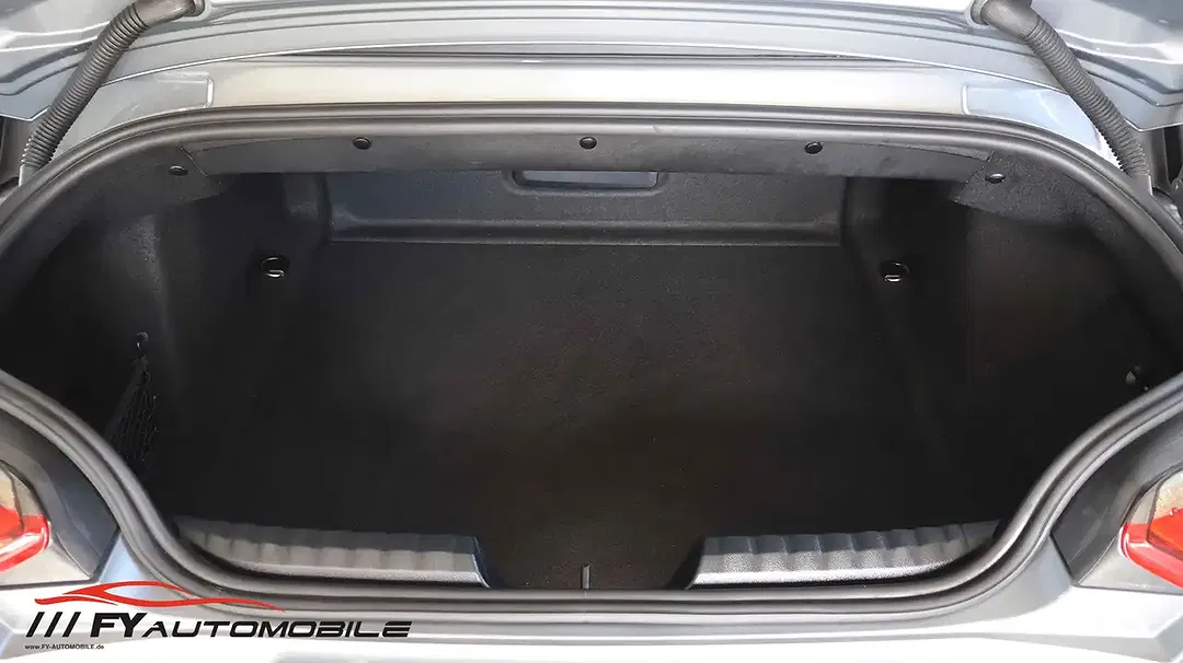 BMW Z4 sDrive M Roadster - Thumbnail 5