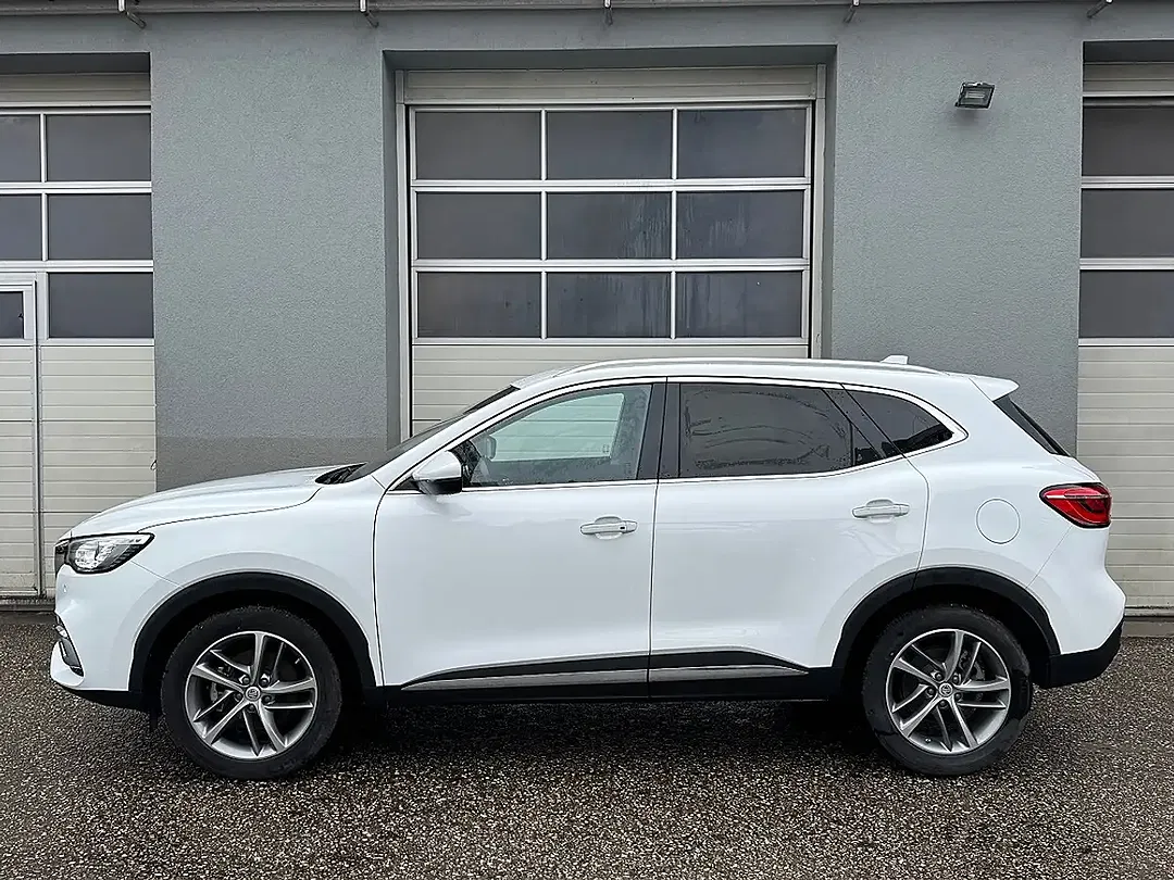 MG EHS 1.5 T-GDI PHEV AUT Luxury - Thumbnail 4