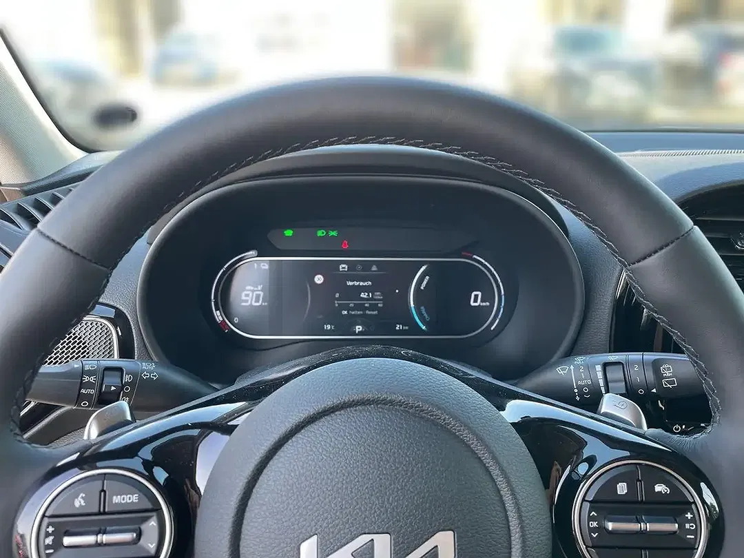 Kia Soul 64 kWh - Thumbnail 9