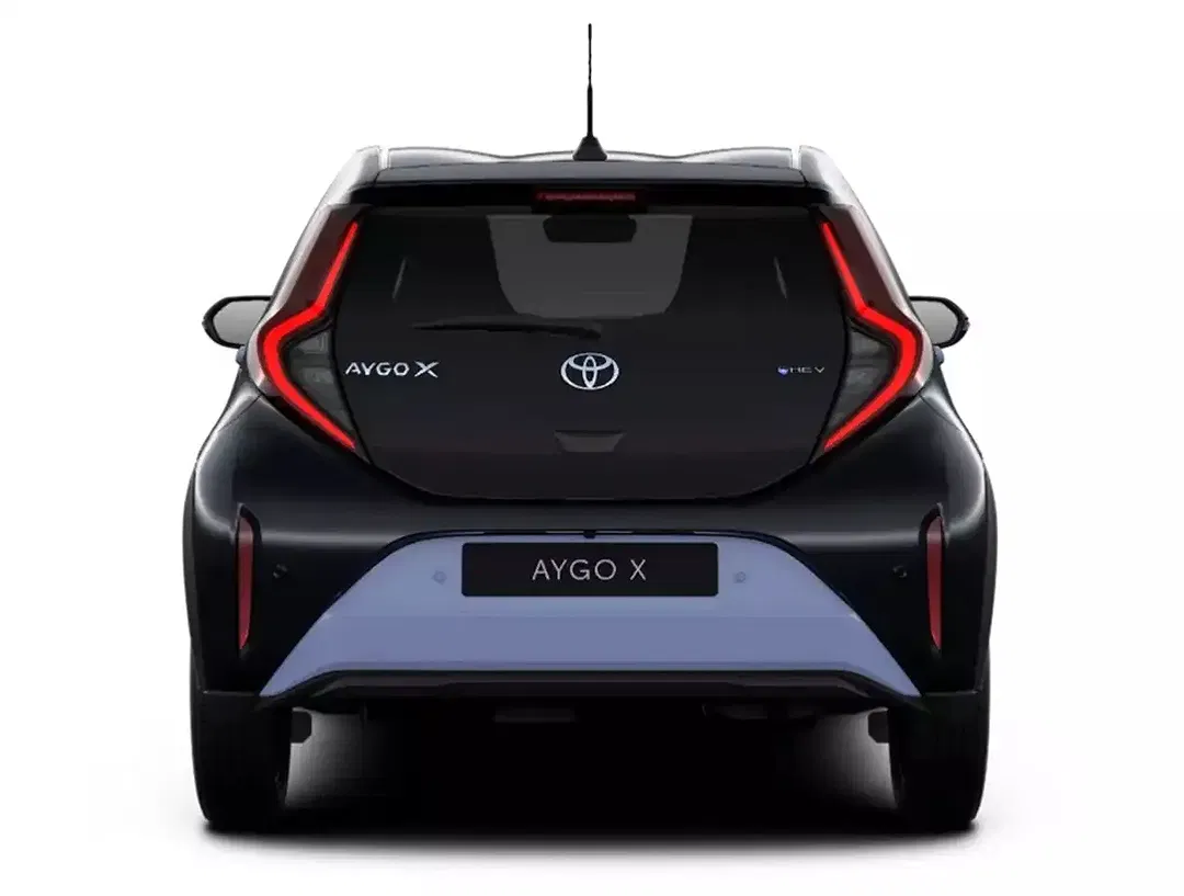 Toyota Aygo X 1.5 Hybrid Lounge - Thumbnail 3