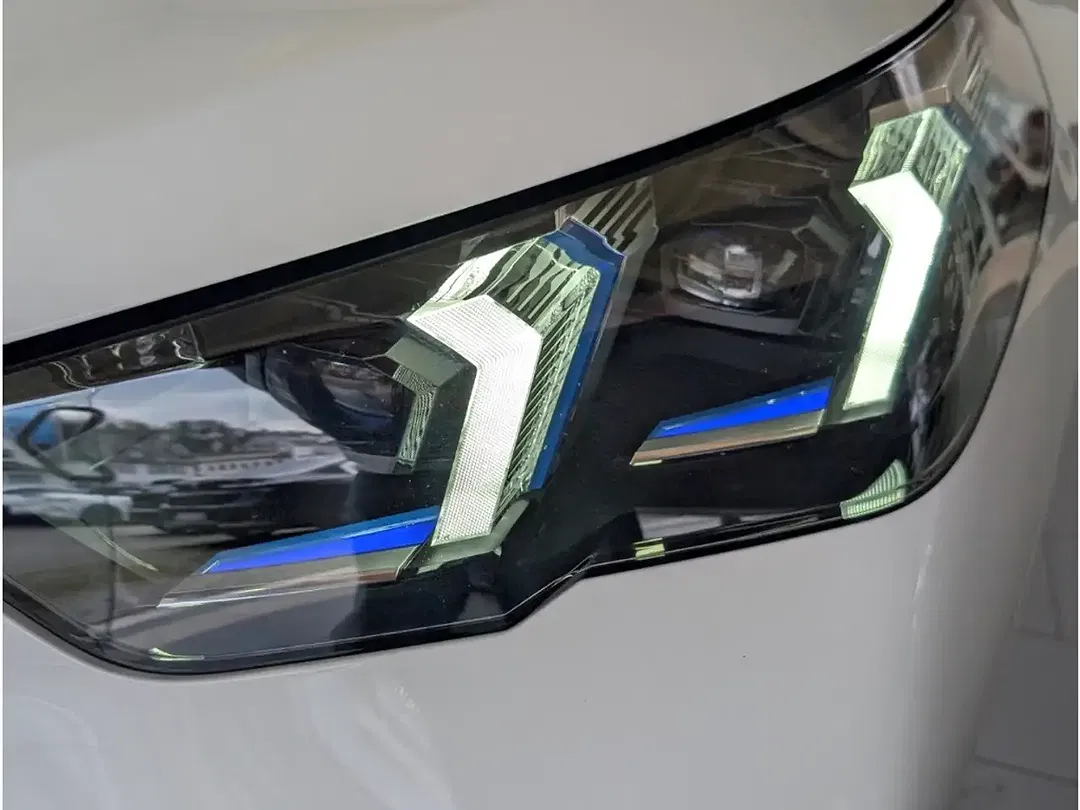 BMW X2 sDrive M Sport - Thumbnail 4
