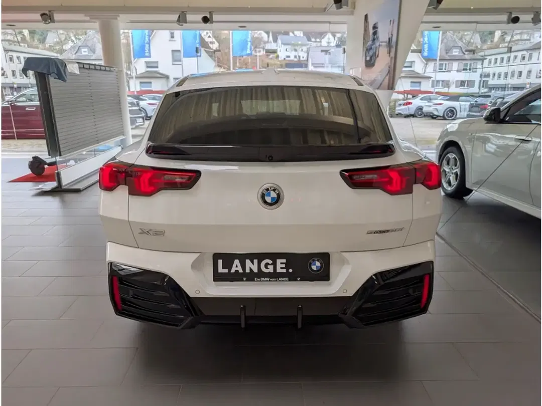 BMW X2 sDrive M Sport - Thumbnail 7