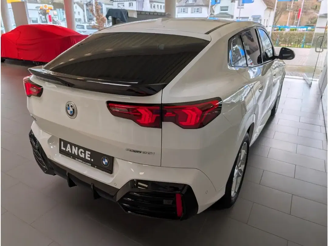 BMW X2 sDrive M Sport - Thumbnail 8